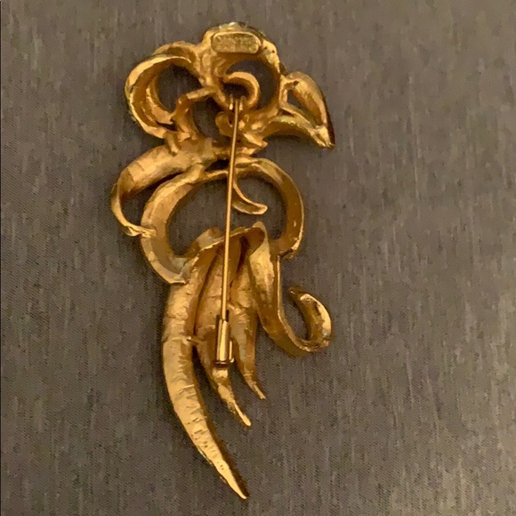 ORENA PARIS VINTAGE GOLD TONE BROOCH PIN - Picture 5 of 9